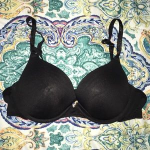 Self Expressions by Maidenform bra